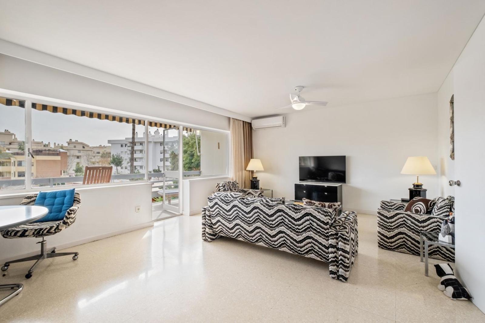 Piso Con 2 Habitaciones, 2 Terrazas Y Piscina Torremolinos Kültér fotó