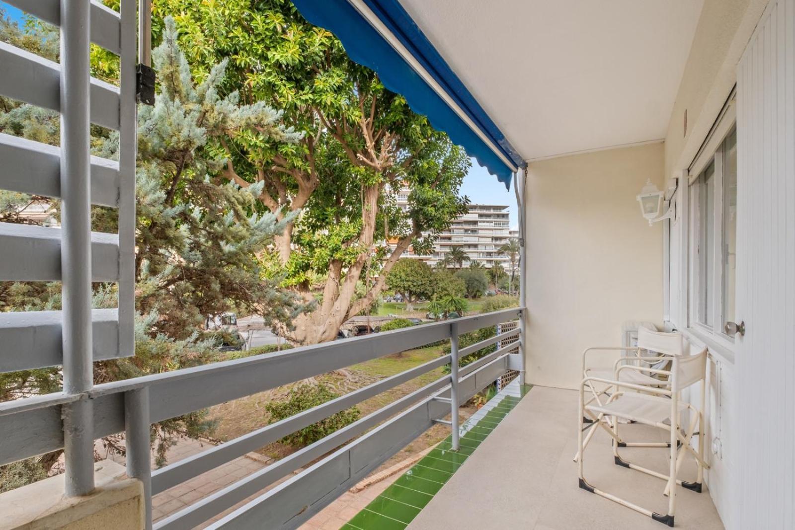 Piso Con 2 Habitaciones, 2 Terrazas Y Piscina Torremolinos Kültér fotó